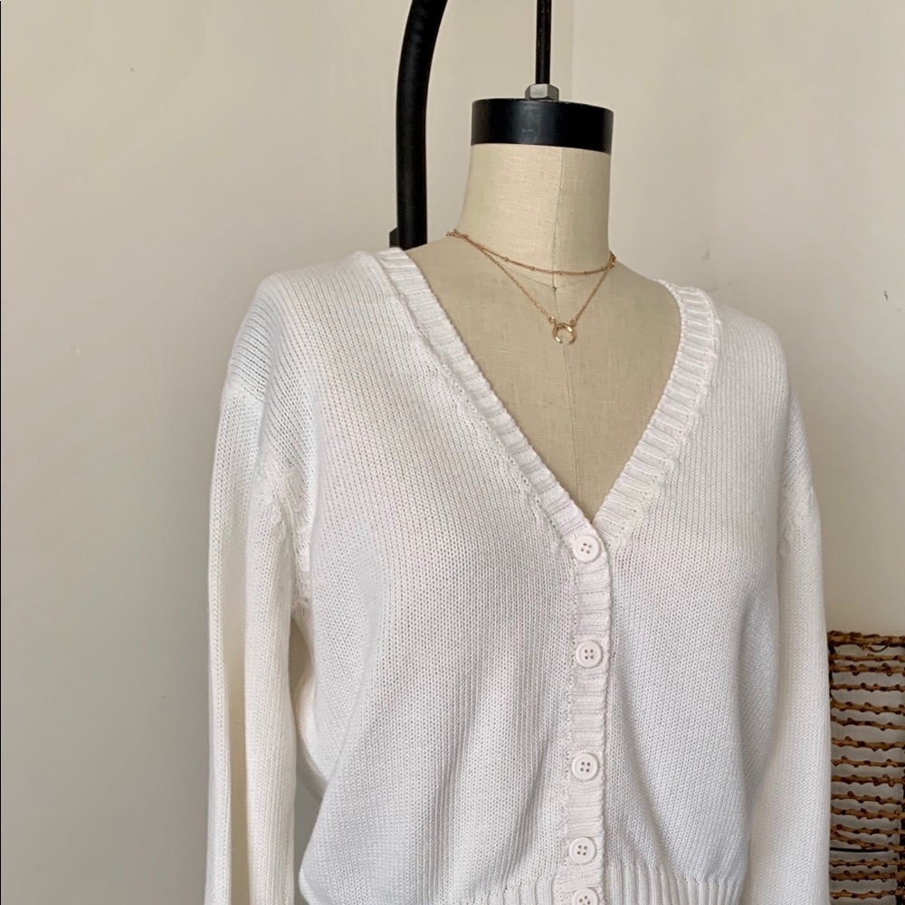 Brandy Melville Billie button cardigan sweater NWT - Picture 7 of 8